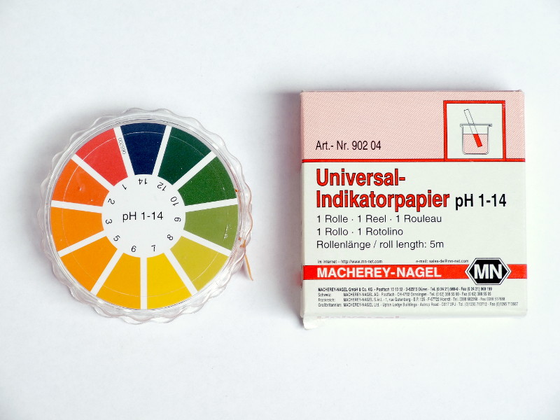 Universal Indicator Paper pH 1 - 14